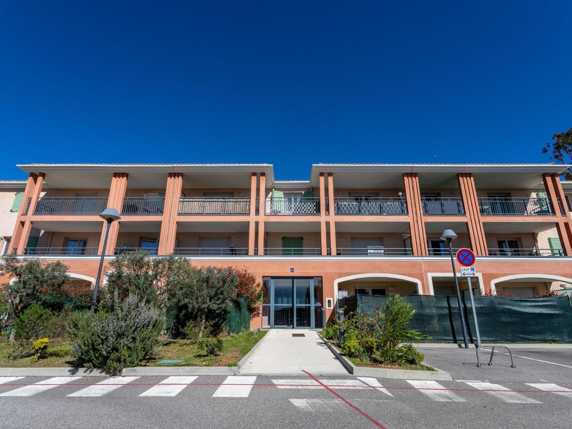Apartment Le Jardin du Loderi Bormes-les-Mimosas Exterior foto